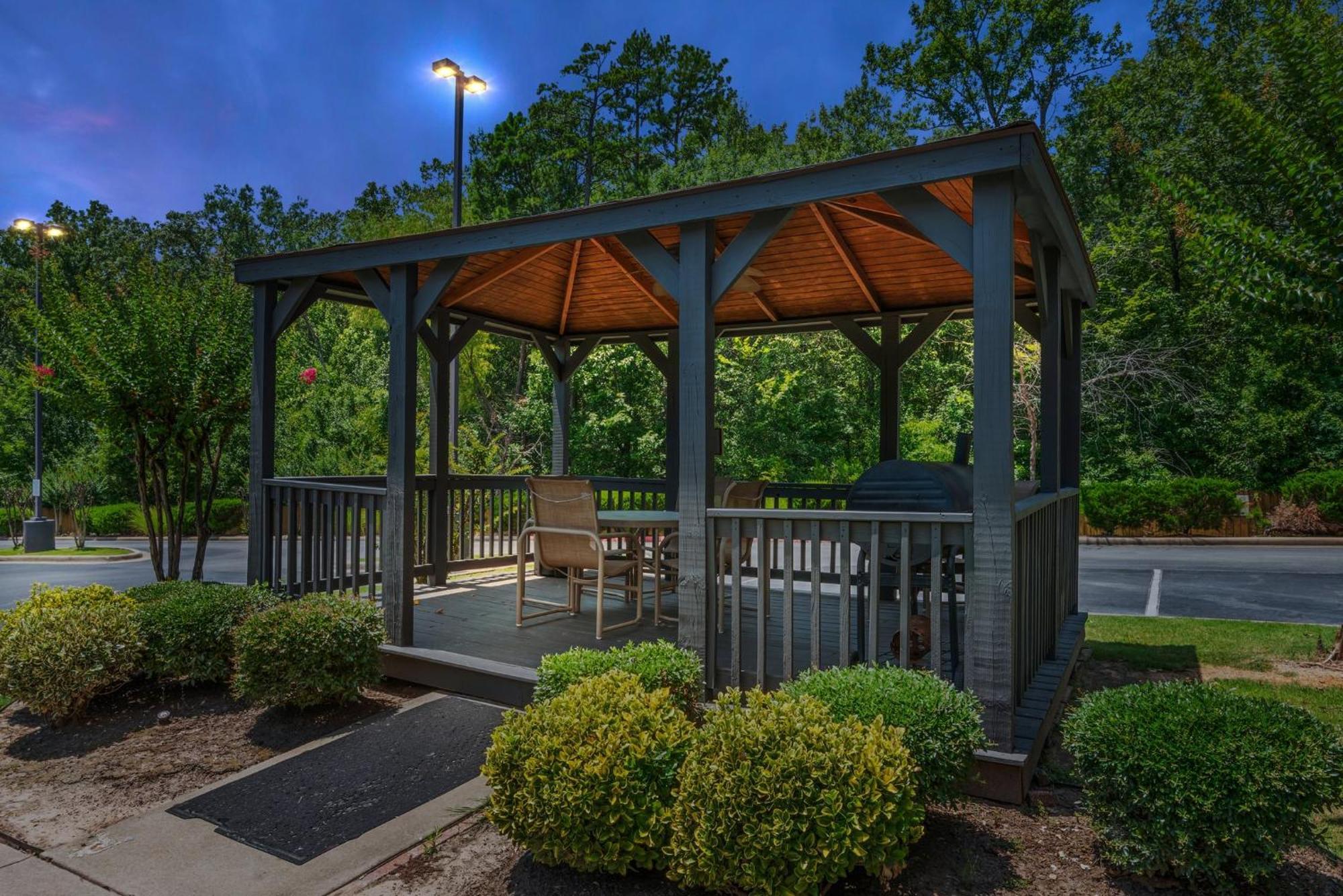 Holiday Inn Express & Suites Maumelle By Ihg Esterno foto