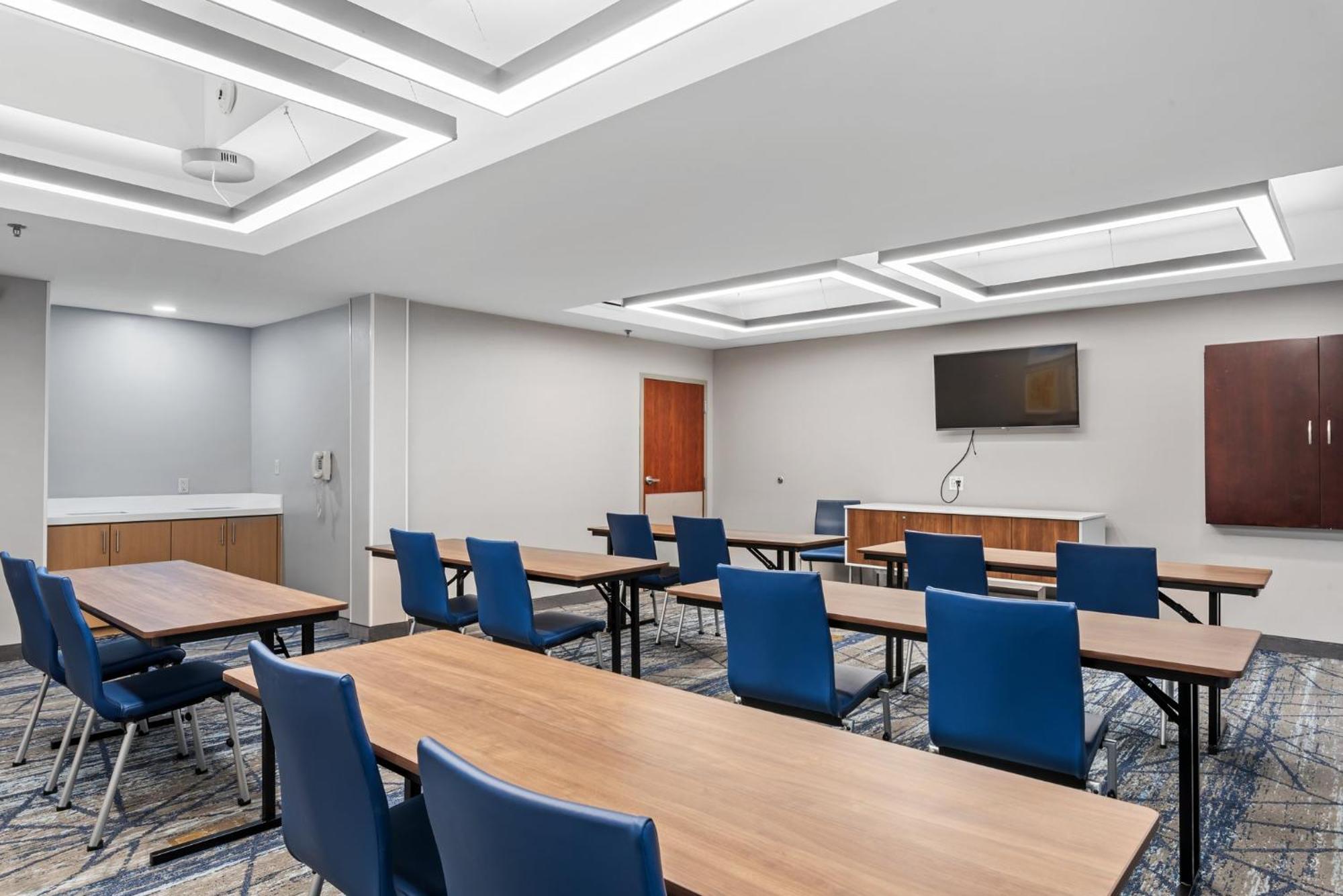 Holiday Inn Express & Suites Maumelle By Ihg Esterno foto