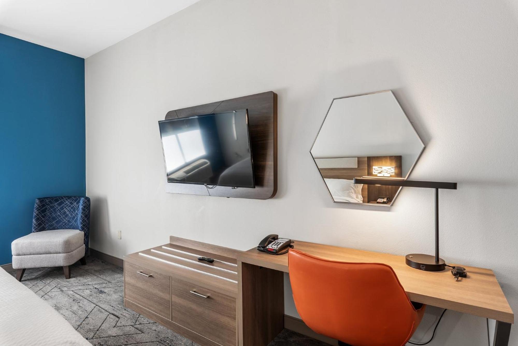 Holiday Inn Express & Suites Maumelle By Ihg Esterno foto