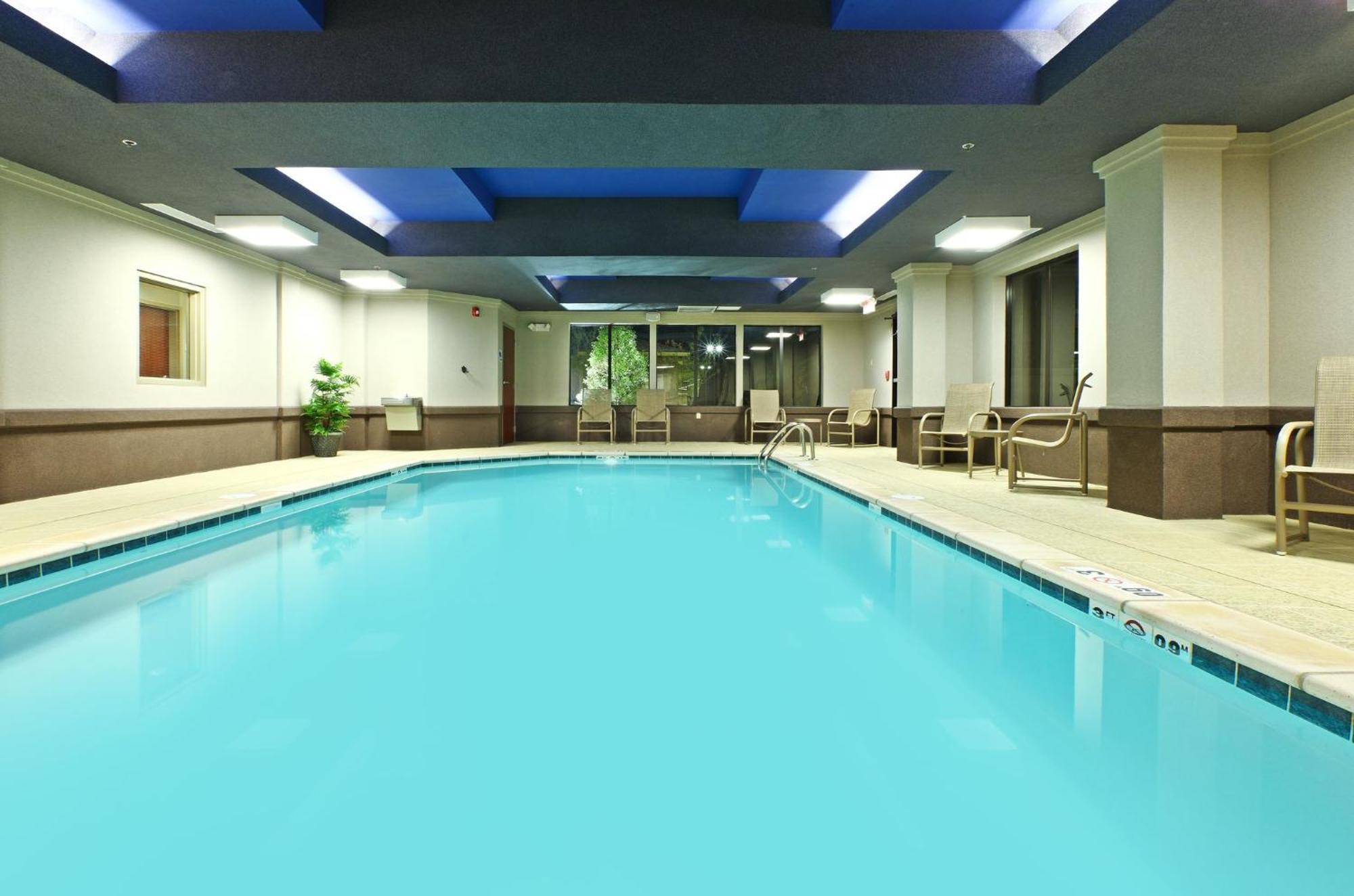 Holiday Inn Express & Suites Maumelle By Ihg Esterno foto