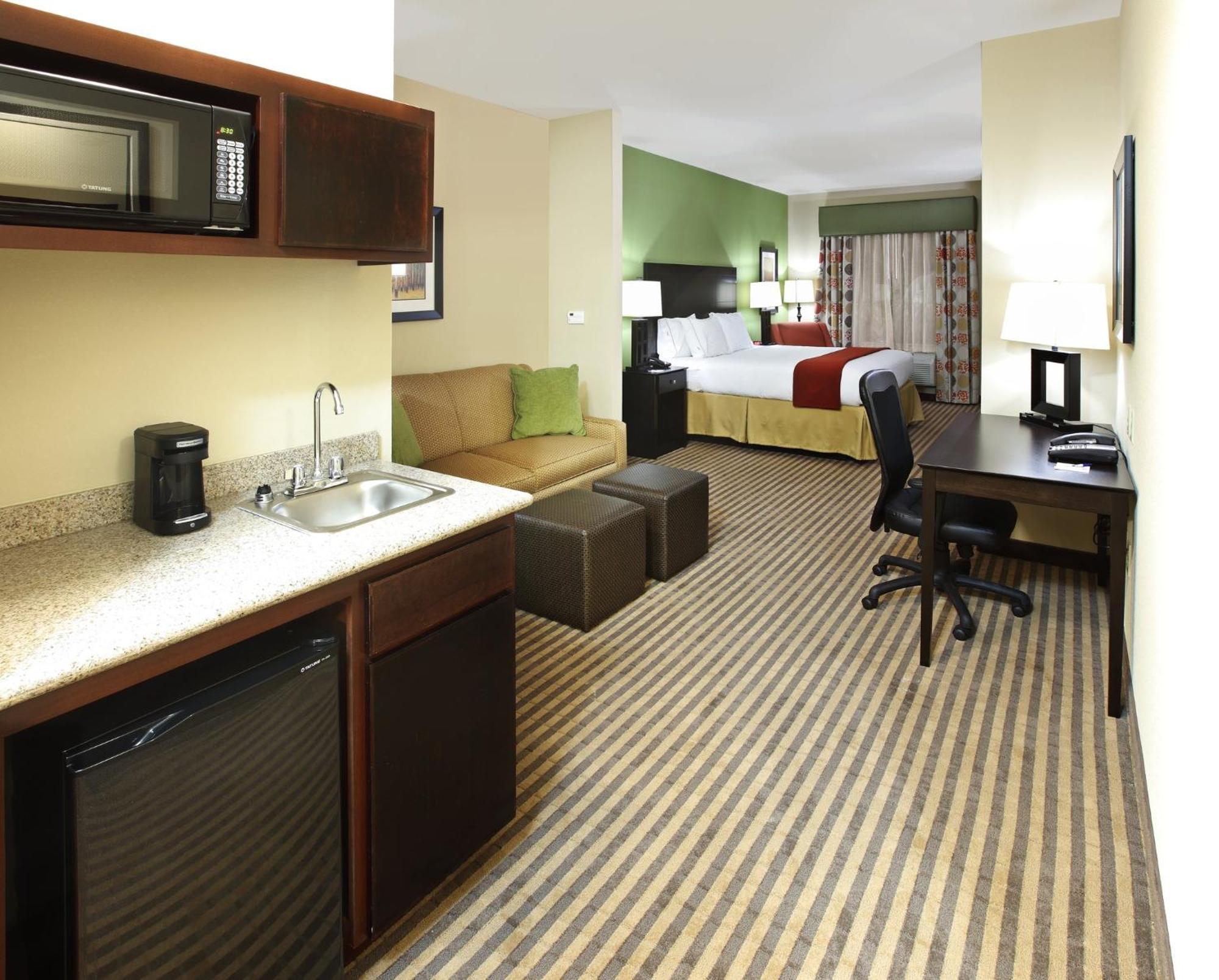 Holiday Inn Express & Suites Maumelle By Ihg Esterno foto